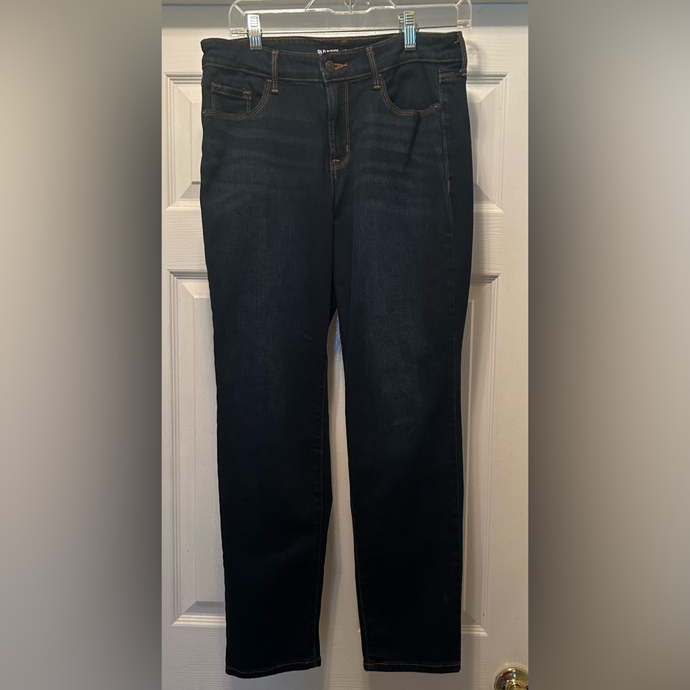 Old Navy Mid-Rise Power Slim Straight Jeans
